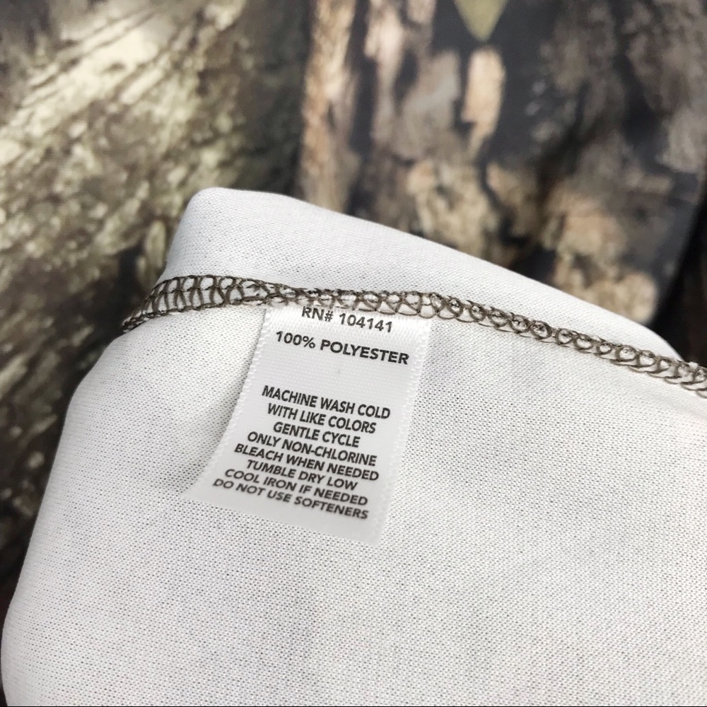 Field And Stream Real Tree Camo Print Short Sleev… - image 5